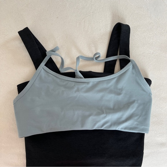 Vuori Elevation Tank in Heather Black Size M - Picture 7 of 8